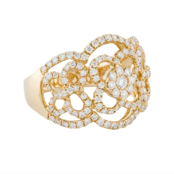 Makers Mark Jewelry - Elegant Gold Swirl Diamond Ring